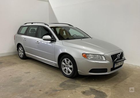 Volvo V70, 2012