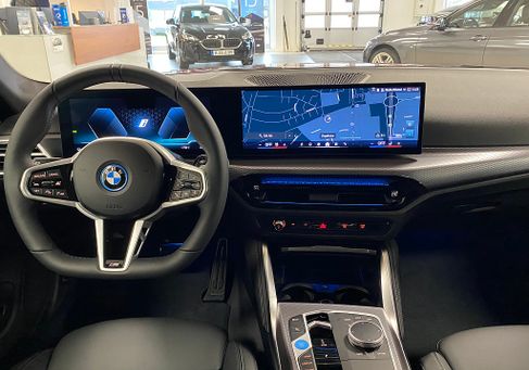 BMW i4, 2026
