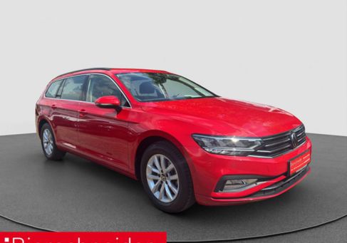 Volkswagen Passat Variant, 2023 3