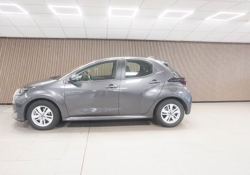 Mazda 2, 2022