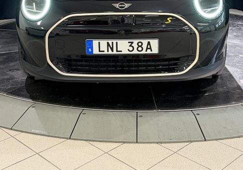 MINI, 2024 3