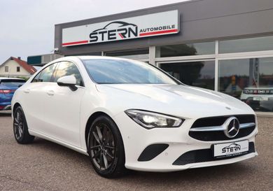 Mercedes-Benz CLA 200, 2022