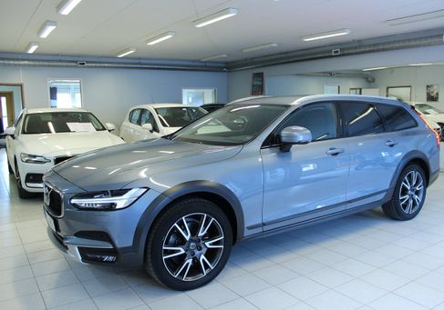 Volvo V90 Cross Country, 2020