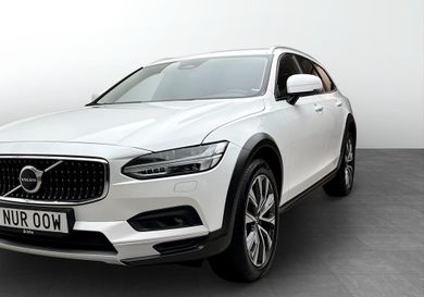 Volvo V90 Cross Country, 2023