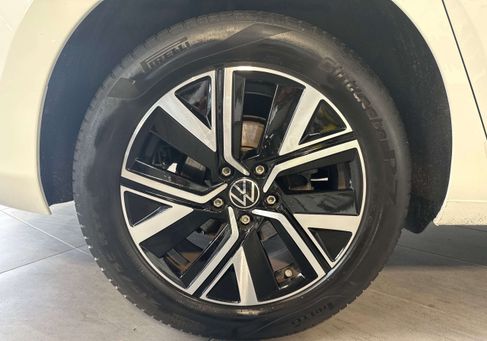 Volkswagen Touran, 2021