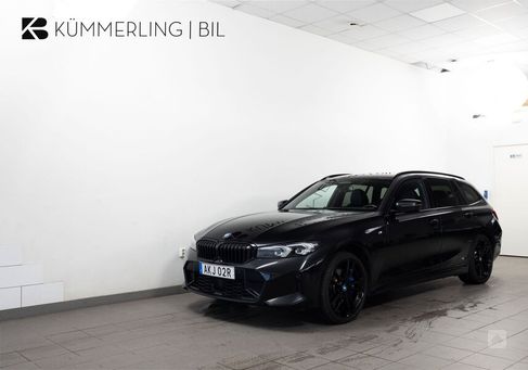 BMW 330, 2024