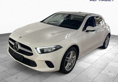 Mercedes-Benz A 220, 2022