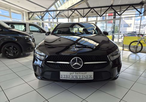 Mercedes-Benz A 180, 2022