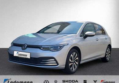 Volkswagen Golf, 2023
