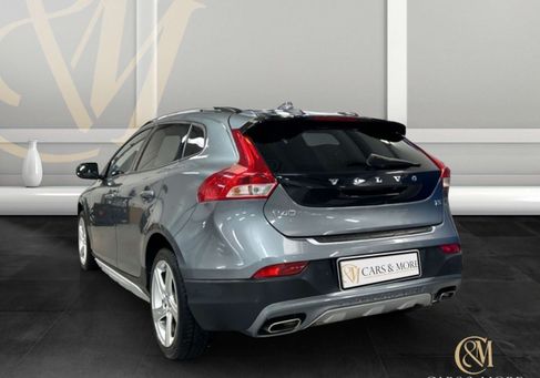Volvo V40 Cross Country, 2019