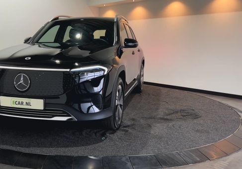 Mercedes-Benz EQB, 2025