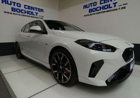 BMW 120, 2025