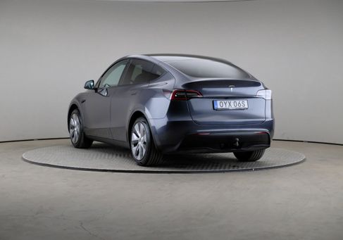 Tesla Model Y, 2023 2