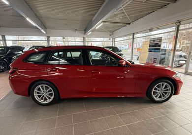 BMW 318, 2023