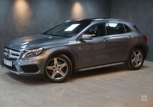 Mercedes-Benz GLA 220, 2016