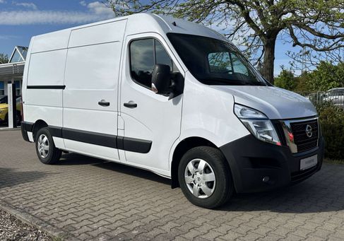 Nissan Interstar, 2022