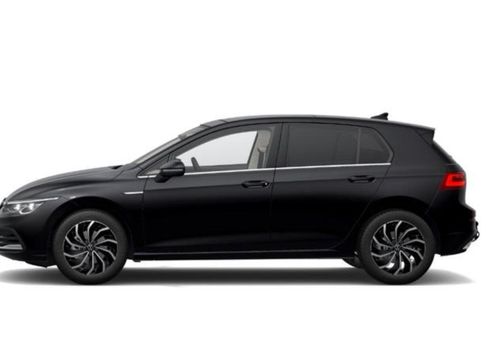 Volkswagen Golf, 2023 2