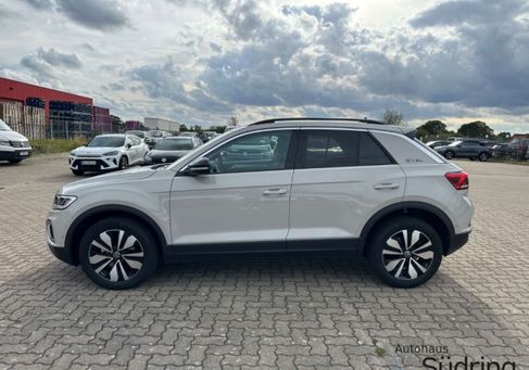 Volkswagen T-Roc, 2026 3