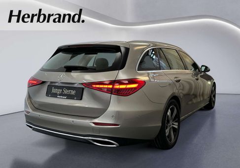 Mercedes-Benz C 180, 2022