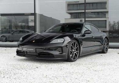 Porsche Taycan, 2023