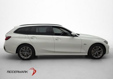 BMW 330, 2022
