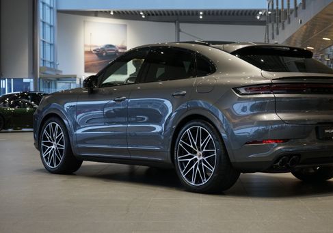 Porsche Cayenne, 2026