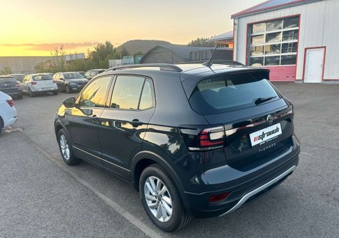 Volkswagen T-Cross, 2021