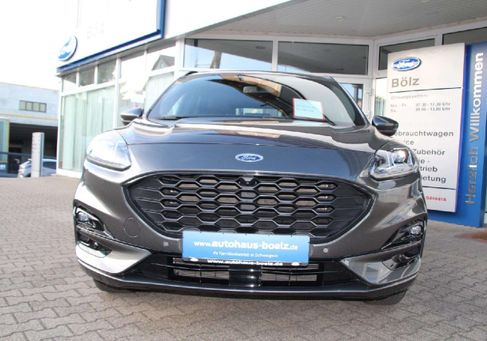 Ford Kuga, 2022