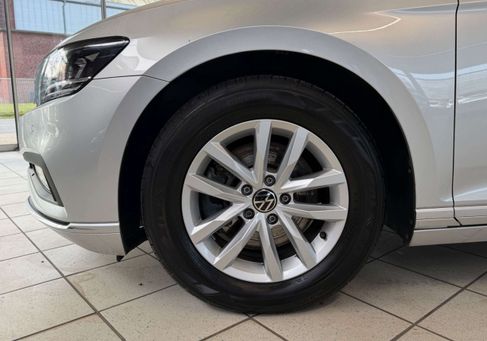 Volkswagen Passat Variant, 2021