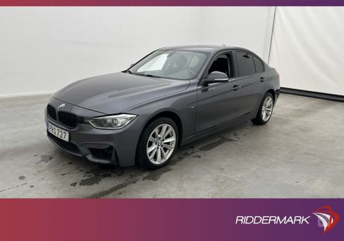 BMW 330, 2015