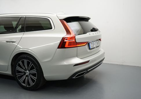 Volvo V60, 2021 3