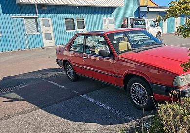 Volvo 780, 1987