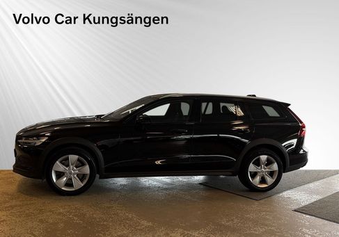 Volvo V60 Cross Country, 2022 2