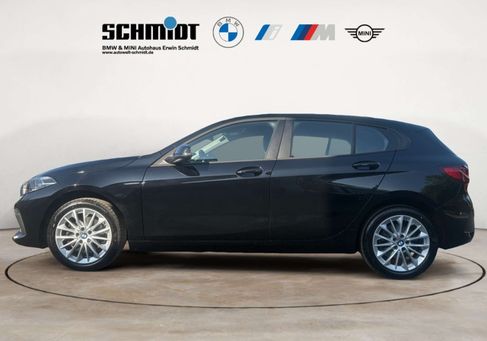 BMW 118, 2023