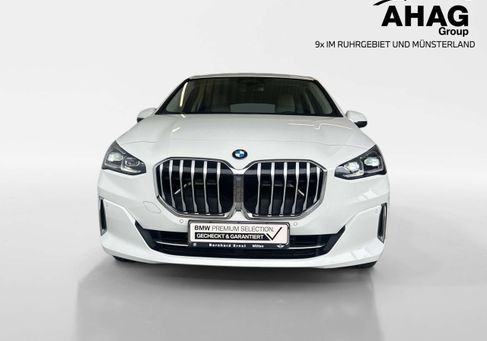 BMW 218, 2022 2