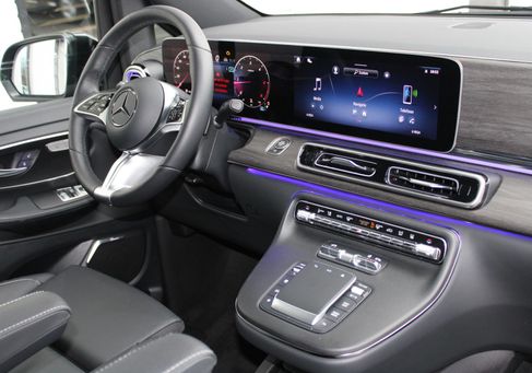 Mercedes-Benz V 300, 2024