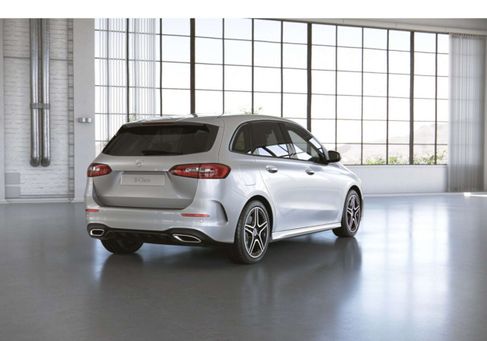 Mercedes-Benz B 250, 2022 3