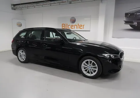 BMW 330, 2024 3