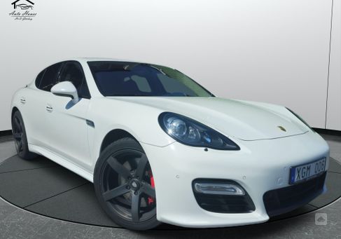 Porsche Panamera, 2012