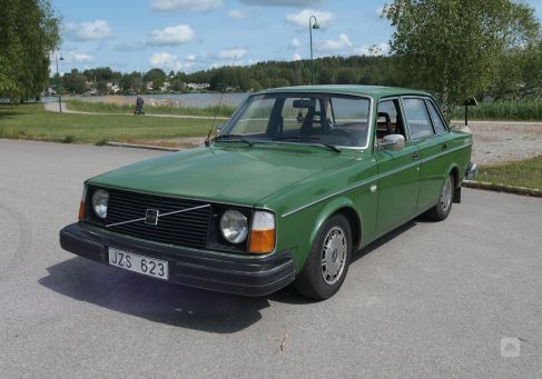 Volvo 244, 1977