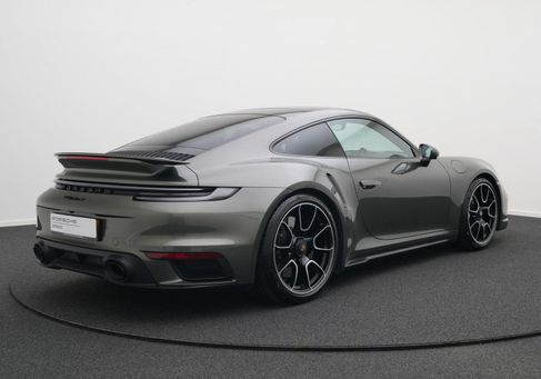 Porsche 992, 2023