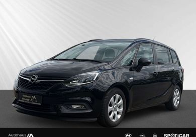 Opel Zafira, 2017