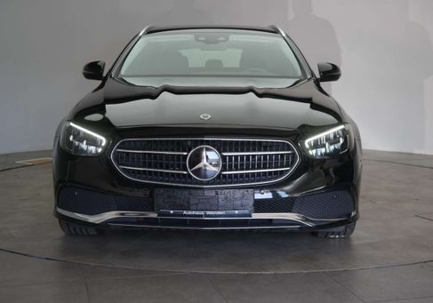 Mercedes-Benz E 300, 2022 2