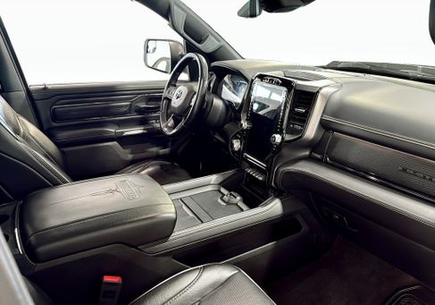RAM 1500, 2022 3