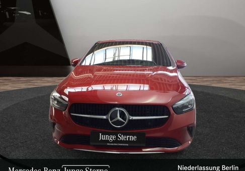 Mercedes-Benz B 180, 2024