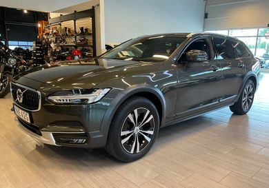 Volvo V90 Cross Country, 2020