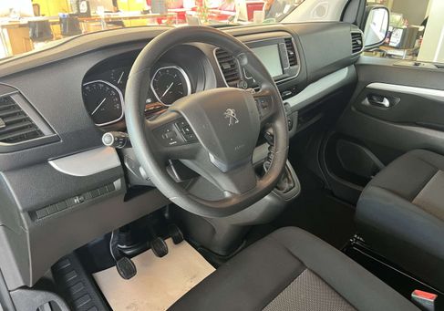 Peugeot Traveller, 2022