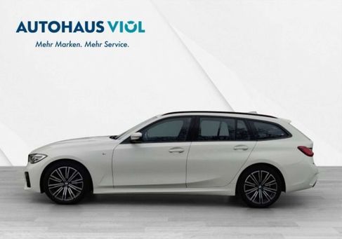 BMW 330, 2019