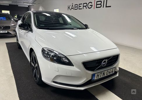 Volvo V40, 2016