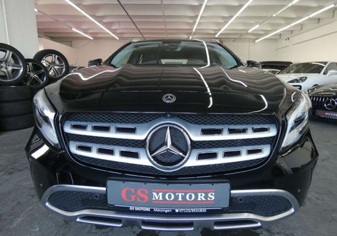 Mercedes-Benz GLA 180, 2020